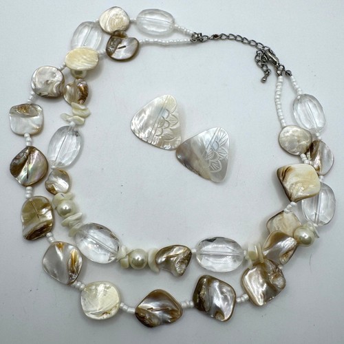 Mother pearl two strand - of,