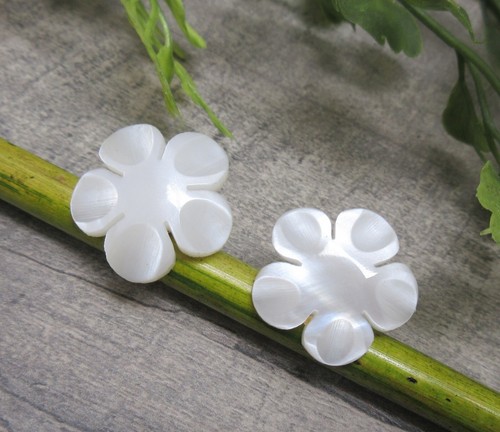 Mother pearl flower - of,